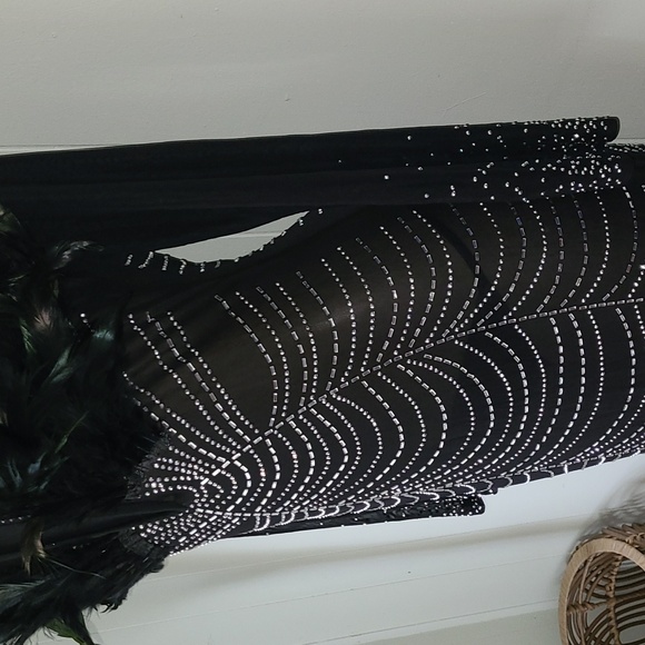 Beautiful party dress gown size M-L - Picture 3 of 8